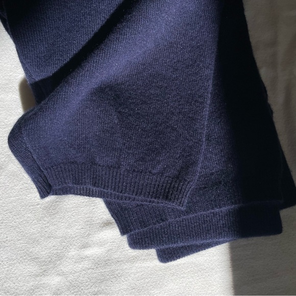 100% Cashmere Bike Shorts - Picture 4 of 6